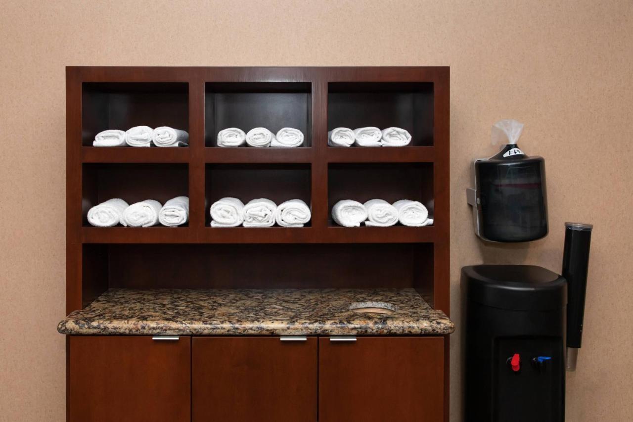 Courtyard By Marriott Odessa Ξενοδοχείο Εξωτερικό φωτογραφία